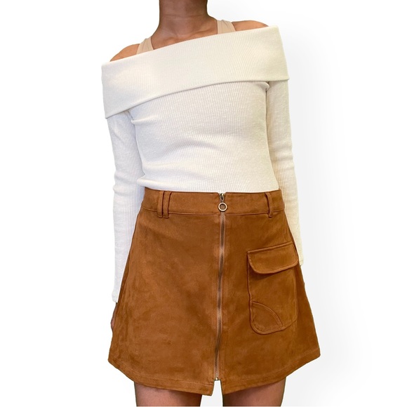 Faux suede skirt by forever 21 - Picture 5 of 5